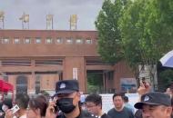 加油吧！少年
合肥少年班考點考生進場