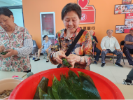 香袋贈鄰里，端午粽是香|合肥磨店社區光明社居開展端午節主題活動