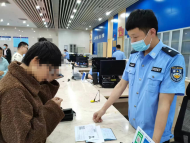 ?當天拿證！高考生身份證丟失 民警加急補辦
