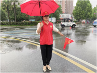 潁上縣紅雨傘志愿者協(xié)會(huì)：文明交通勸導(dǎo)我在崗