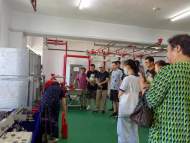 大觀區(qū)文旅局對(duì)轄區(qū)文娛單位開展消防培訓(xùn)