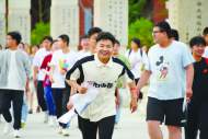 江紅波：什么樣的作文能讓閱卷老師看見“光”