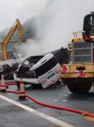 粵贛高速廣東河源段發生三車碰撞事故 致4人死亡