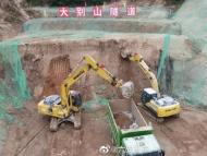 和襄高速六安段全線最長隧道動工