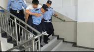 高考語文結束  六安民警兌現“考試完來接你”