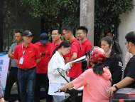 淮南：送考老師“一片紅”，希望考生“開門紅”