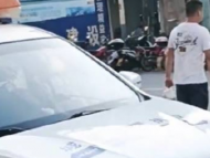 湖北孝感一執法車掛“城管001”車牌，城管局：報備過可上路
