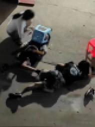 9歲男孩被跳樓者砸中昏迷不醒 墜樓男子已死亡 當地回應 