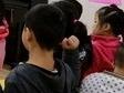 童装成人化现象调查：女童服装，何必如此性感暴露