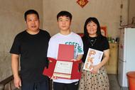 利辛18歲農村男孩圓夢北大 愛心人士愿意資助