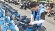 高溫下的單車“擺渡人” 方便市民出行無懼苦與累