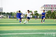 淮南“誰是球王”青少年校園足球賽上學生展風采