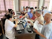 宜秀區羅嶺鎮小龍山社區：免費體檢暖民心，健康幫扶助振興