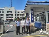 男子涉嫌無(wú)證偷開他人機(jī)動(dòng)車  撞翻路邊多輛電瓶車
