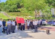 宜秀區(qū)五橫鄉(xiāng)楊亭村：香樟議事解民憂 