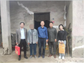 情暖脫貧戶 中欣公司開展中秋慰問監(jiān)測戶活動