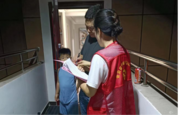 望城街道和諧社區(qū)：社情民意早知道 文明入戶少不了