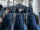 旅客吐槽候机厅全是按摩椅  太原机场：摆一起为了整体美观