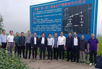 中国工程院院士万建民一行来淮南考察“宁香粳9号”品种展示基地