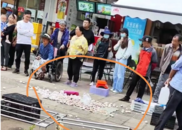 昆明一老漢擺攤與城管沖突受傷，入院治療十多天？ 當地官方回應