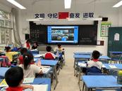 合肥市关井小学：探秘大火箭 快乐无极限