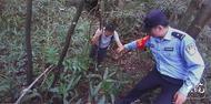 游客九華山摔傷被困峽谷 景區公安消防合力救援