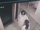 女孩乘电梯多次被陌生女子取消楼层 家长回应