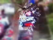 男子停車區(qū)嘗試偷盜，民警飛撲將其抓獲