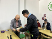 用情履職暖陽(yáng)助老 站點(diǎn)引領(lǐng)融入選區(qū)