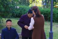 安巢經開區興安社工開展“愛在夕陽 留住美好”為老拍攝志愿服務