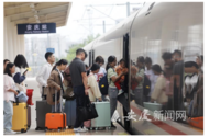 安慶火車站迎來返程高峰