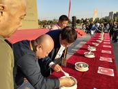 24名選手揮勺比拼望江炒飯