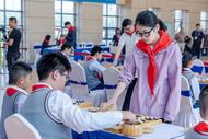 與國手對弈 第五屆全國智力運動會圍棋進校園、進企業(yè)