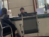 社保窗口工作人員長時(shí)間嘮嗑不辦業(yè)務(wù)？雞西市社保部門回應(yīng)