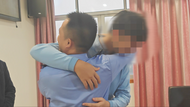 2歲男孩被綁架后獲救！16年后舉行特殊成人禮