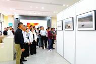汪華君：《城里·塵外》攝影藝術(shù)展開幕