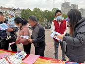 城南鎮陡步河社區開展“養犬不掉鏈??文明在身邊” 文明養犬主題宣傳活動