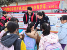 怀远县魏庄司法所开展“小手拉大手”预防未成年人犯罪和“双提升”工作宣传活动