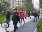 合肥市包河區方興社區：寵愛有方不掉鏈 文明養犬促和諧