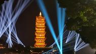 ?大皖新聞記者走進2023世界互聯網大會 XR體驗秀點亮夜晚“云上烏鎮”