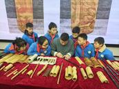 鳳二小教育集團(tuán)：留青竹刻 指尖上的非遺進(jìn)校園