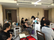 年輕人走上老年大學(xué)講臺 “隔輩親”讓這群師生雙向奔赴