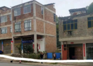 貴州臺江一公職人員駕車撞死一對中年夫婦，死者留下三個孩子