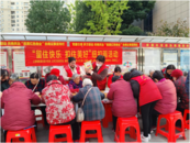 肥西上派鎮紫蓬社區開展“留住快樂 扣住美好”紐扣畫活動