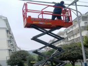 望城街道：傾聽民聲解民憂 維修路燈暖民心