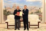 90岁院士，捐款300万