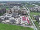 上海悄然试点：老人搬去郊区大房子，市区老破小租给年轻白领  网友吵起来了