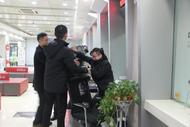 工行安庆桐城支行开展预防刑事治安事件应急演练