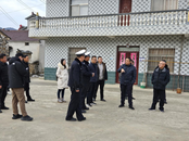 青陽縣酉華鎮：讓校車多跑路 讓學生少走路