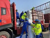 甘肅積石山地震|甘肅藍天救援隊在-14℃氣溫下搭建第一批100頂帳篷 